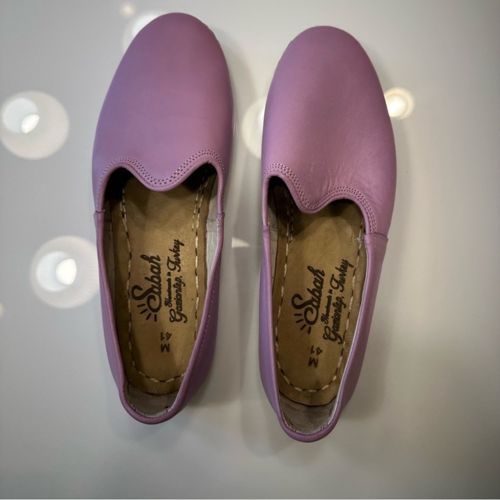Sabah Women's Flats in Lavender